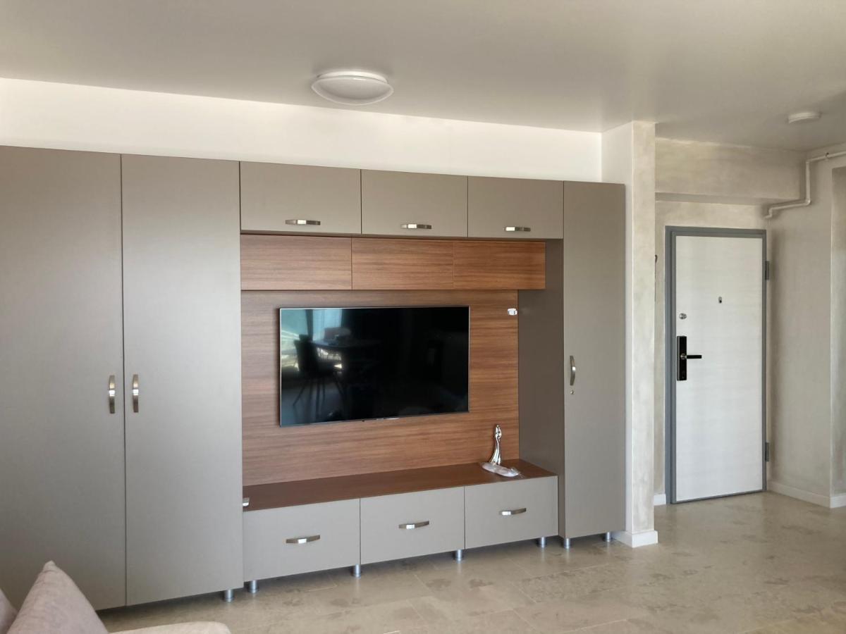 Sarah Morningstar Appartement Năvodari Buitenkant foto